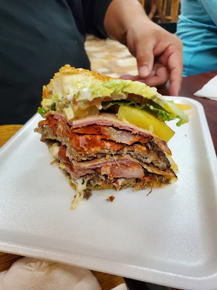 Torta Con Papas Torta With Fries Bistec Trompo Pollo Jamón
